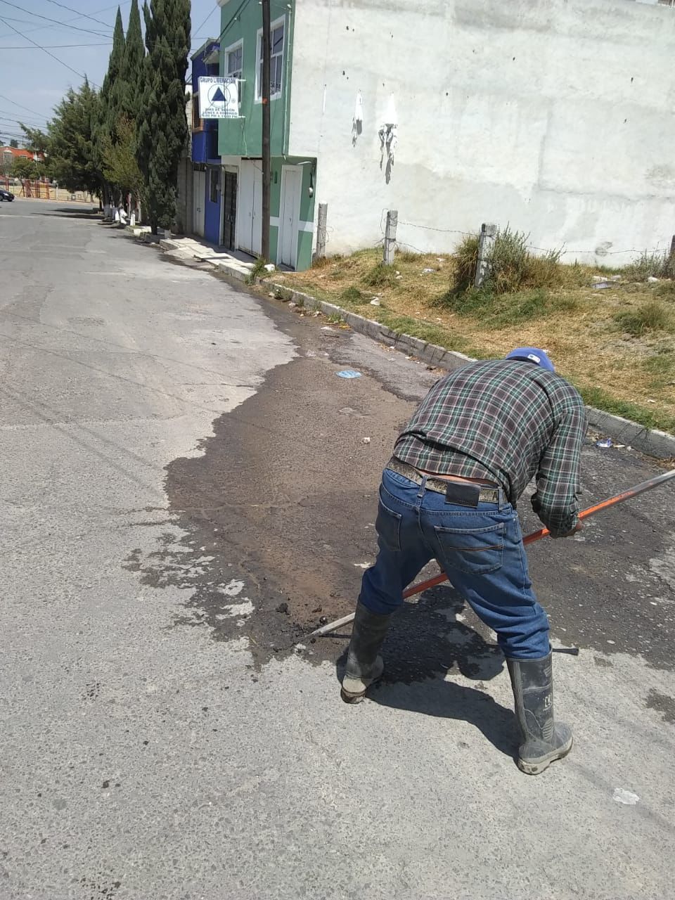 CAPAMH realiza trabajos de mantenimiento en la red de agua y drenaje en distintos puntos de Huamantla